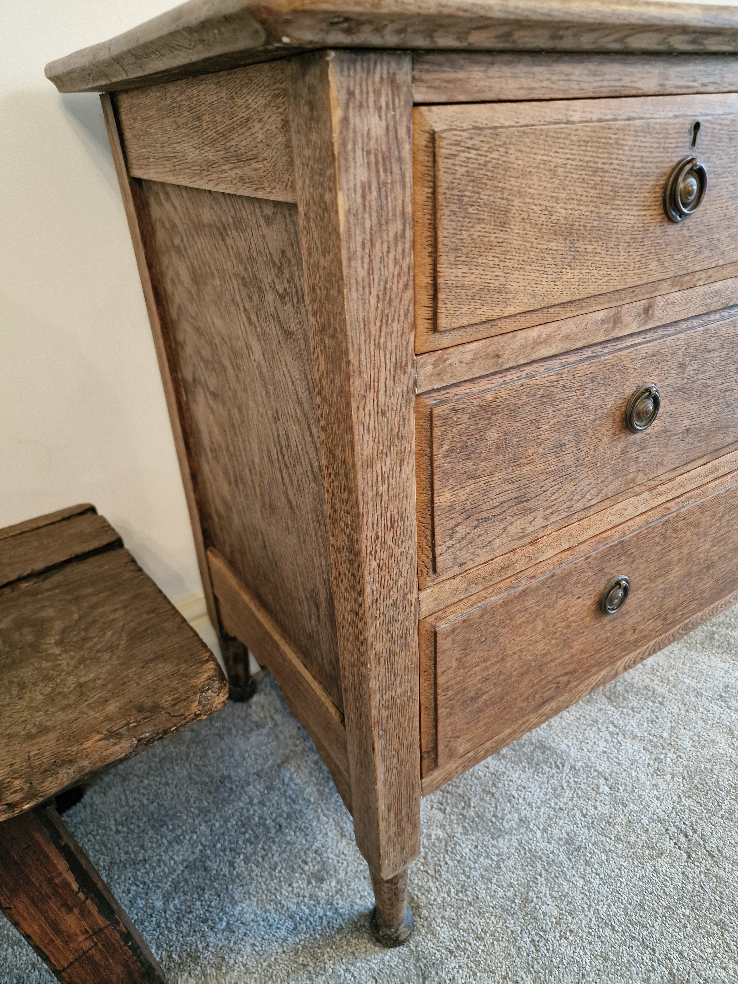 Antique Oak Chest of Drawers