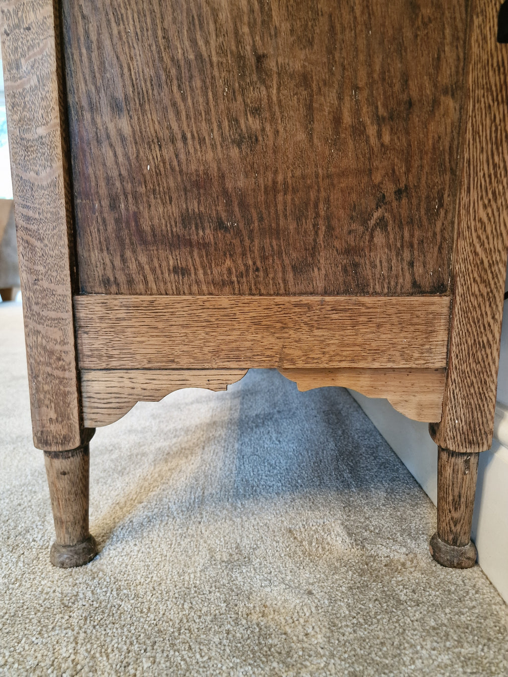 Antique Oak Chest of Drawers