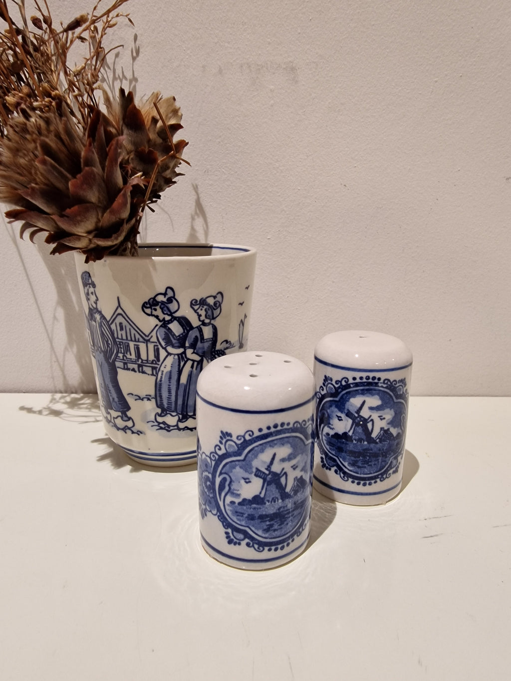 Delft Salt & Pepper Set