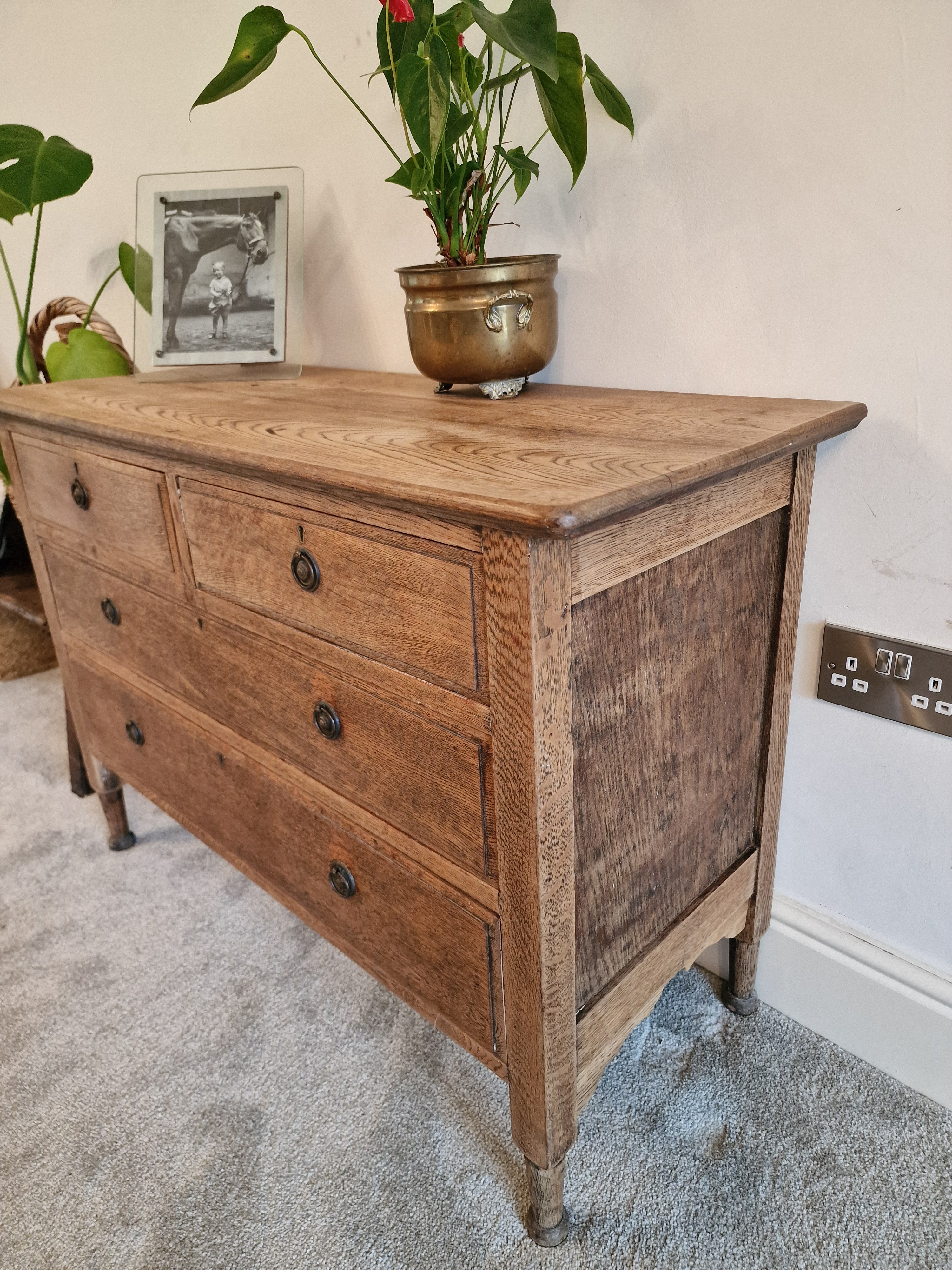 Antique Oak Chest of Drawers