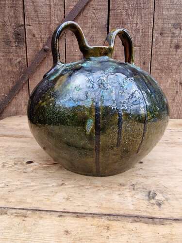 Green glazed pot