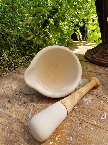 Pestle & mortar