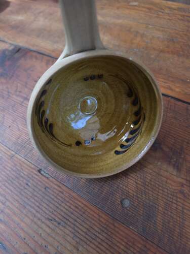 Mid-century Cricklade pottery bowl