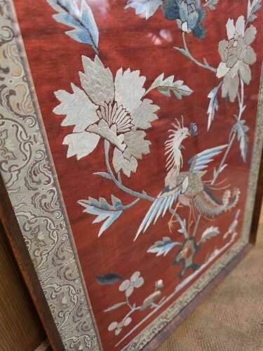 Chinese silk embroidery