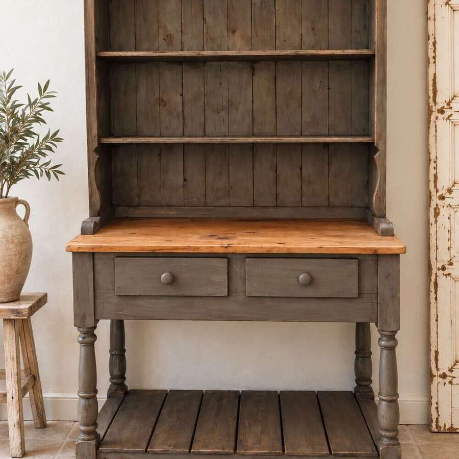 Painted pine dresser